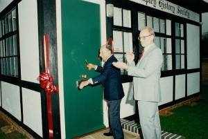 a.a95-3openingmuseum1993